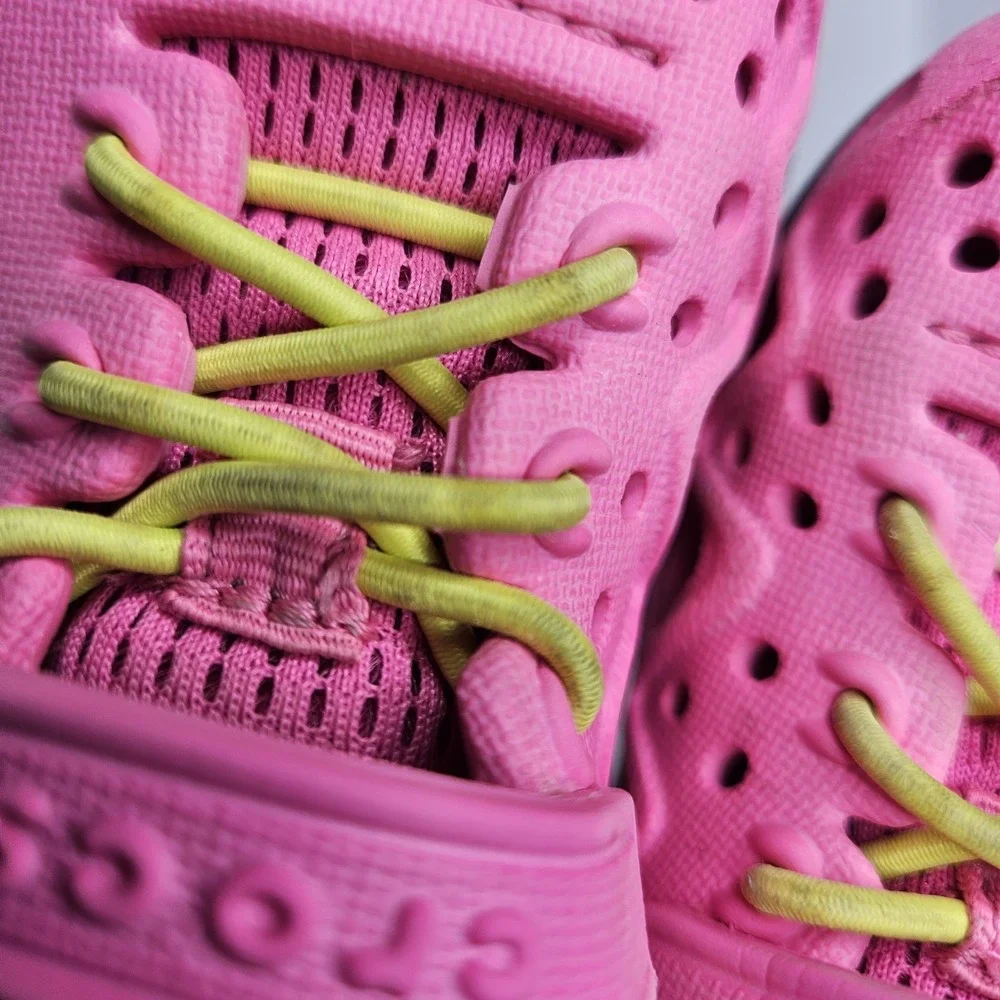 Children's Crocs Size 7 Pink Purple Yellow Girls‎ Kids Shoes